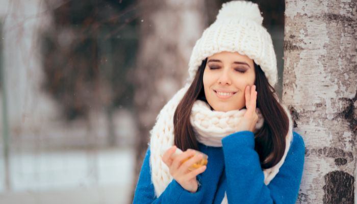 why you need to apply sunscreen during the cold weather